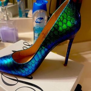 Multi color women’s heels